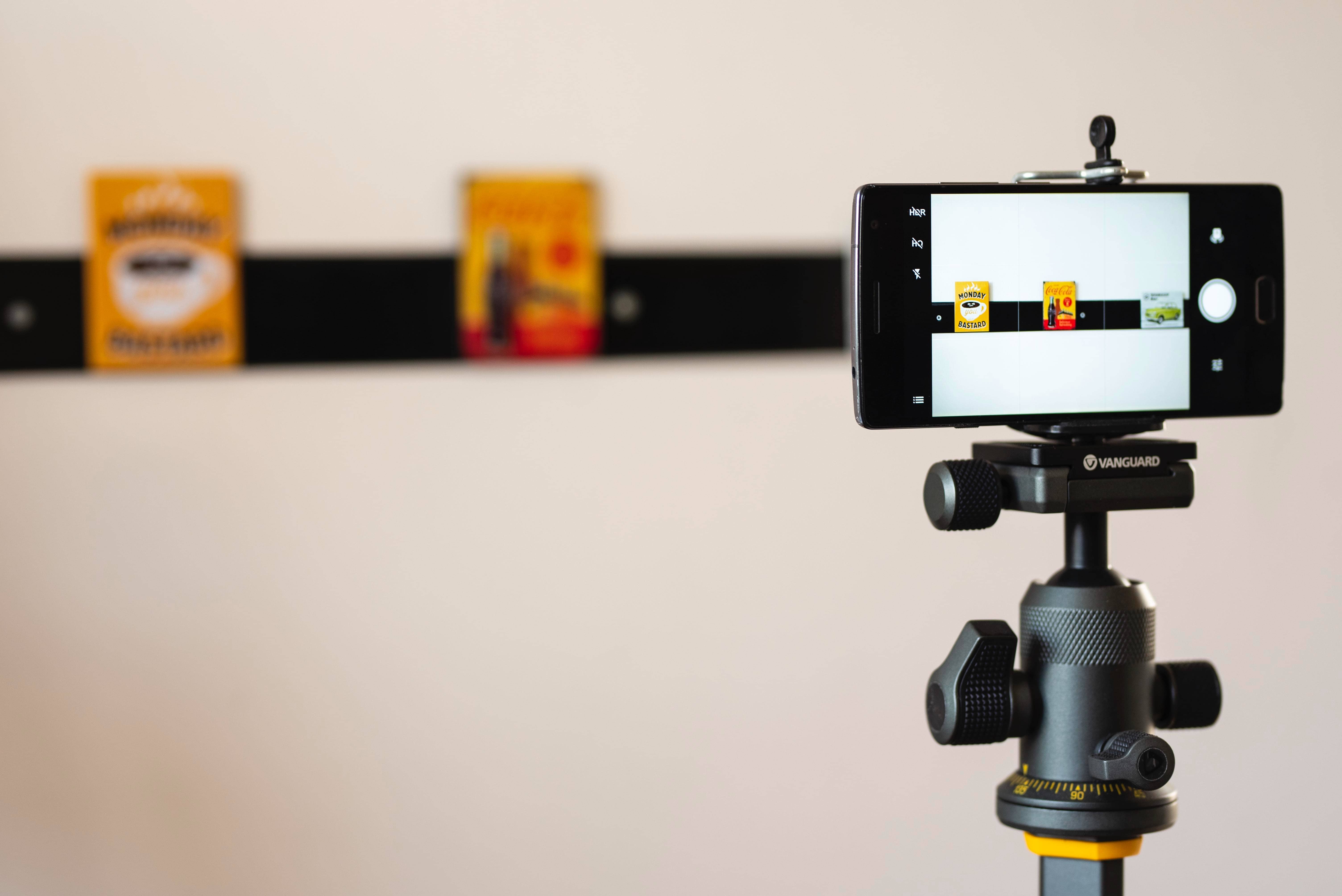 Facebook Live Best Practices - An image of a camera phone on a tripod