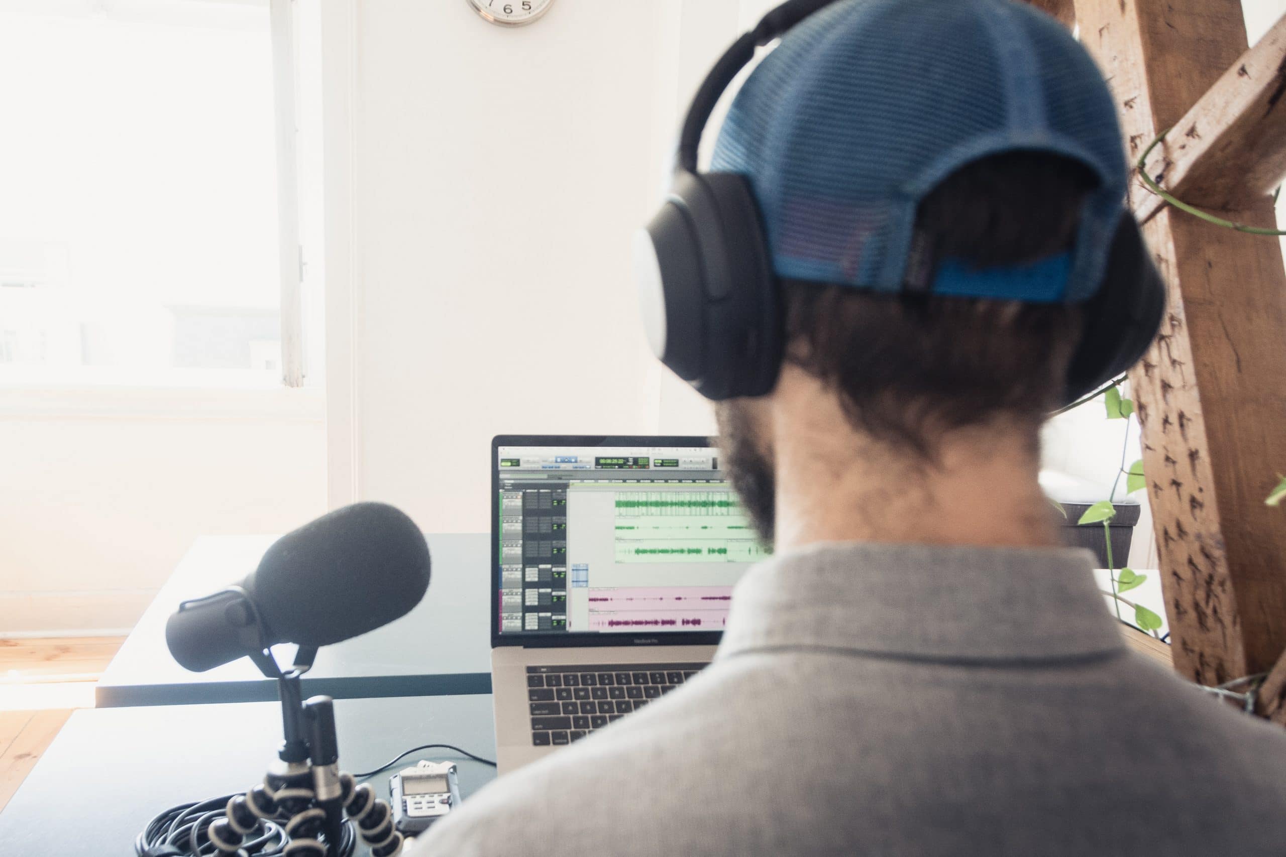What to Look for in a Voiceover Artist - sound editor working