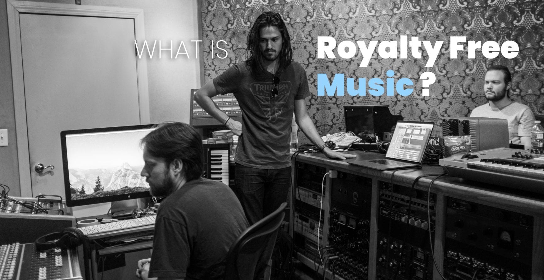 what-is-royalty-free-music-musicians-in-recording-studio